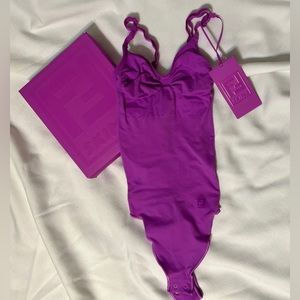 Fendi x Skims Sculpting Thong Bodysuit Colorado  NEW Size XL  SOLD OUT